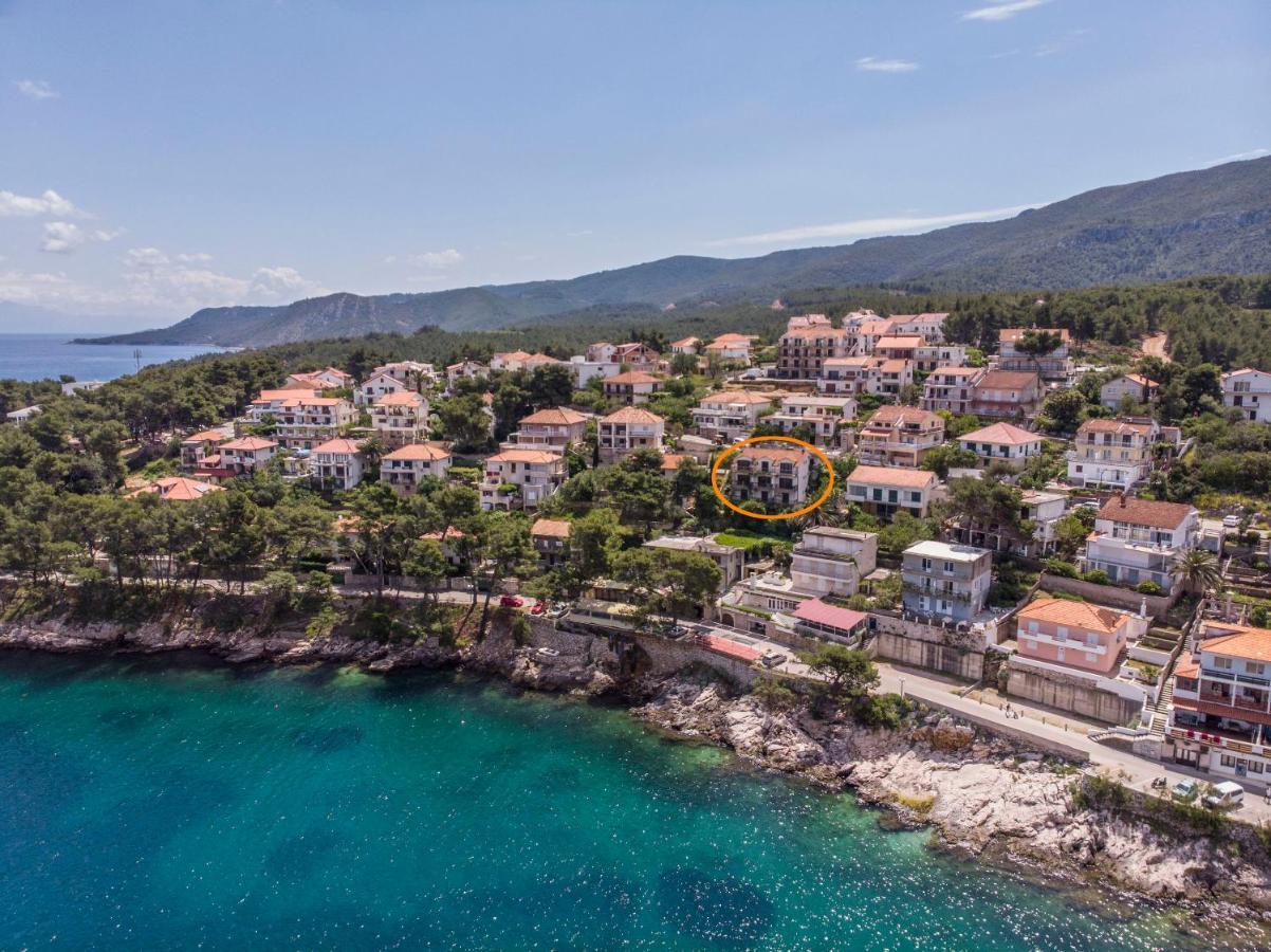 Apartments And Room Caric Елса Экстерьер фото